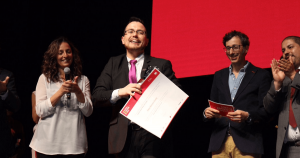 Profesor de Puerto Montt gana el global teacher prize chile 2018