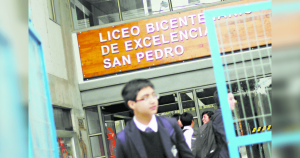 Pruebas, cupos prioritarios y sorteos: así seleccionan los liceos de alta exigencia