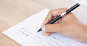 La evaluación auténtica: el uso de la evaluación para ayudar a los estudiantes a aprender