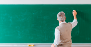 Pedagogía se consolida como la cuarta profesión más valorada por la ciudadanía
