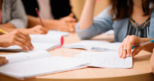 Técnicas e instrumentos de observación de clases y su aplicación en el desarrollo de proyectos de investigación reflexiva en el aula y de autoevaluación del proceso docente