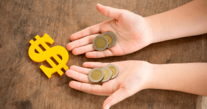 Prueba PISA Financiera: a los niños se les paga más mesada que a las niñas por ayudar en la casa