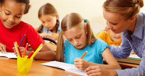 La importancia de una buena comunicación en el aula: solución de conflictos