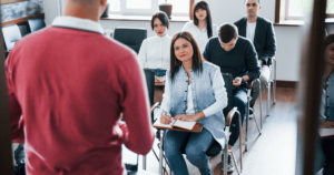 ¿Sabes a qué beneficios puedes optar a través de tu comunidad educativa?