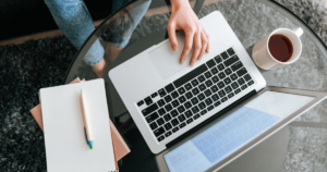 Docentes entregan recomendaciones para adecuar espacios de teletrabajo