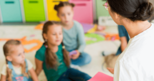 Experiencias de educación y cuidado para la primera infancia