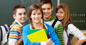 Factores asociados a la convivencia escolar en adolescentes