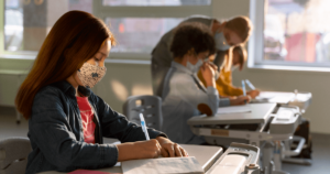 Escuelas Arriba 2021: Mineduc lanza programa para recuperar aprendizajes perdidos por la pandemia