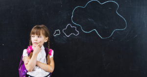 ¿Pensamiento crítico o memorización? Así es la educación que viene