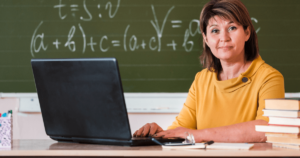 Práctica docente y currículo: un marco de análisis construccionista