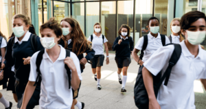 La fórmula que afinan Educación y Salud para evitar que los colegios cierren en cuarentena