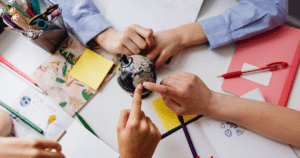 ¿Qué es el aprendizaje cooperativo?: definiciones y elementos esenciales
