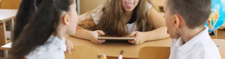 Desarrollo de competencias docentes para la gestión de conflictos escolares